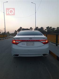 Hyundai Azera